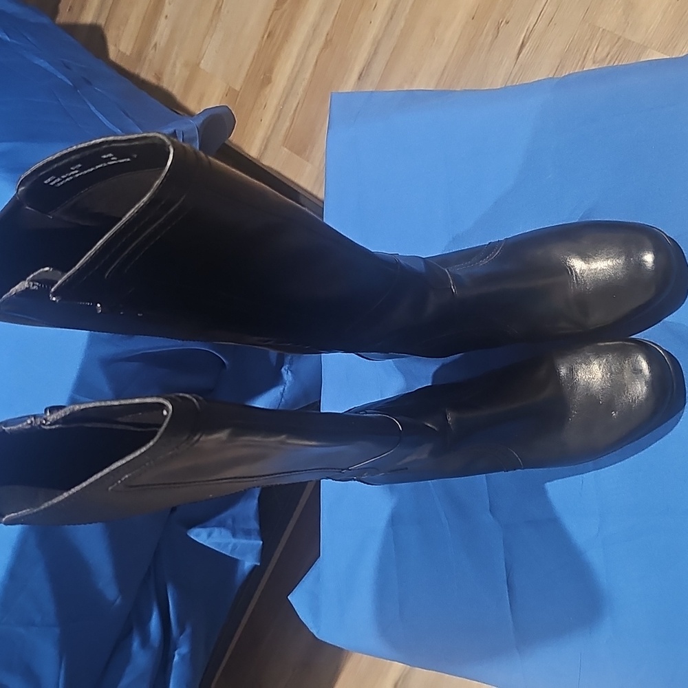 Black Leather Knee-High Boots Size 8.5 Only Worn A Few Times, Exellent Condition - Picture 6 of 11